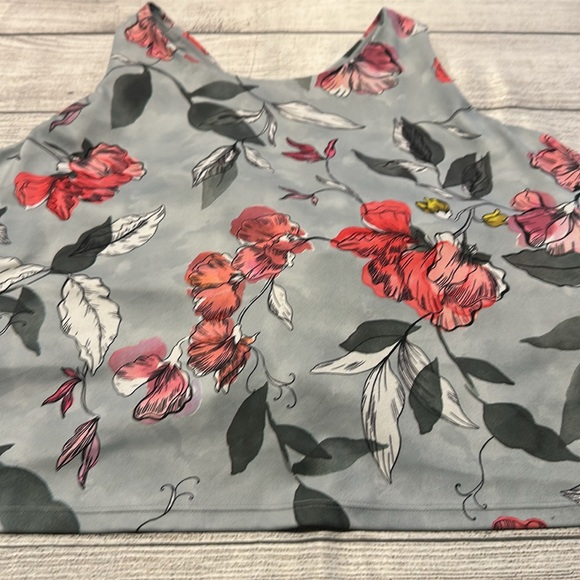 Women’s Athleta floral print Conscious Crop size 2X - Picture 7 of 14